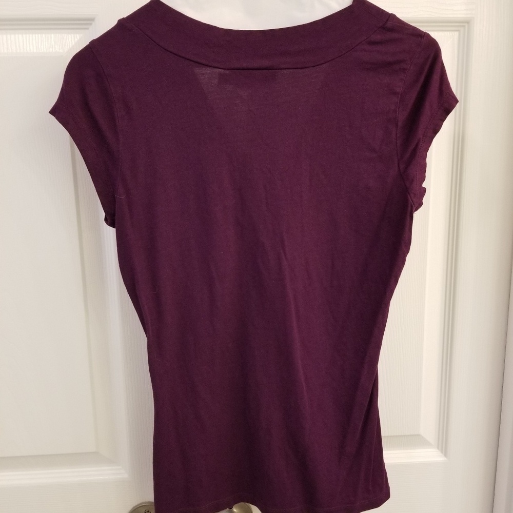 S tshirt with gathered v neck